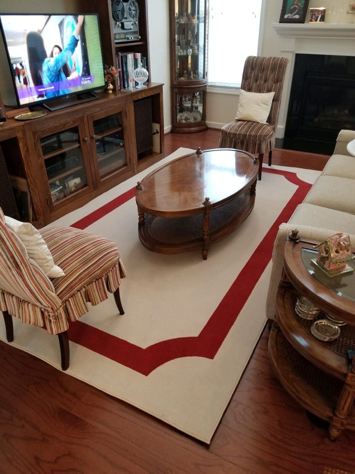 https://rugratsva.com/inset-design-border-rug-lewis