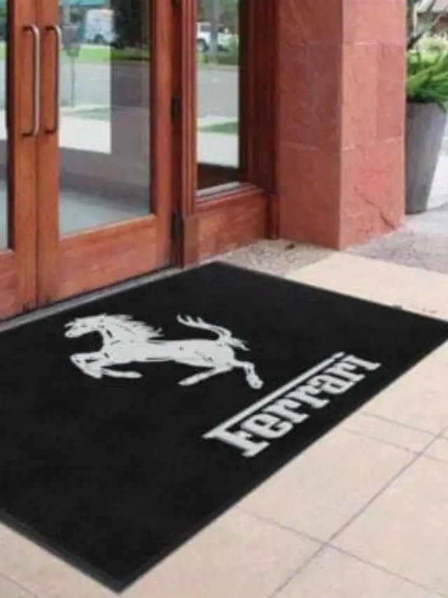 benefits-of-customized-logo-rugs